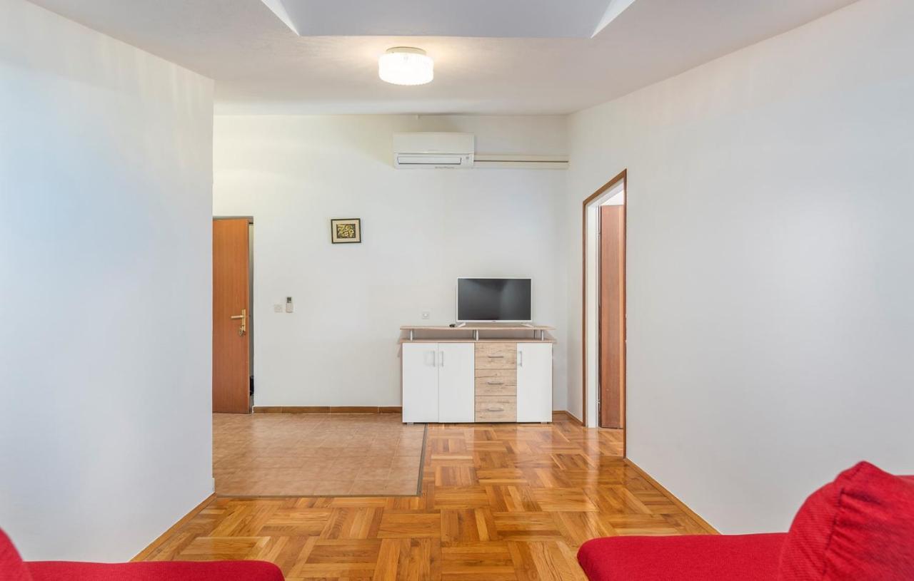 Apartment Complex Vetrina-Shared Pool Nova Vas  Extérieur photo